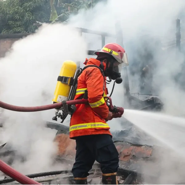 Rumah Pria 29 Tahun Sebatang Kara Ludes Terbakar
