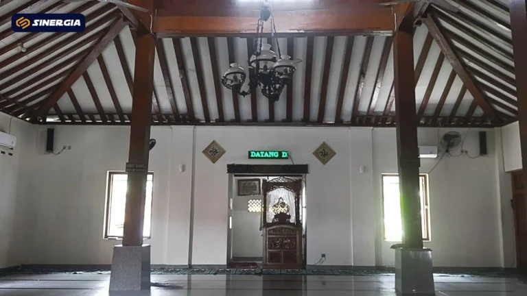 MASJID KUNCEN