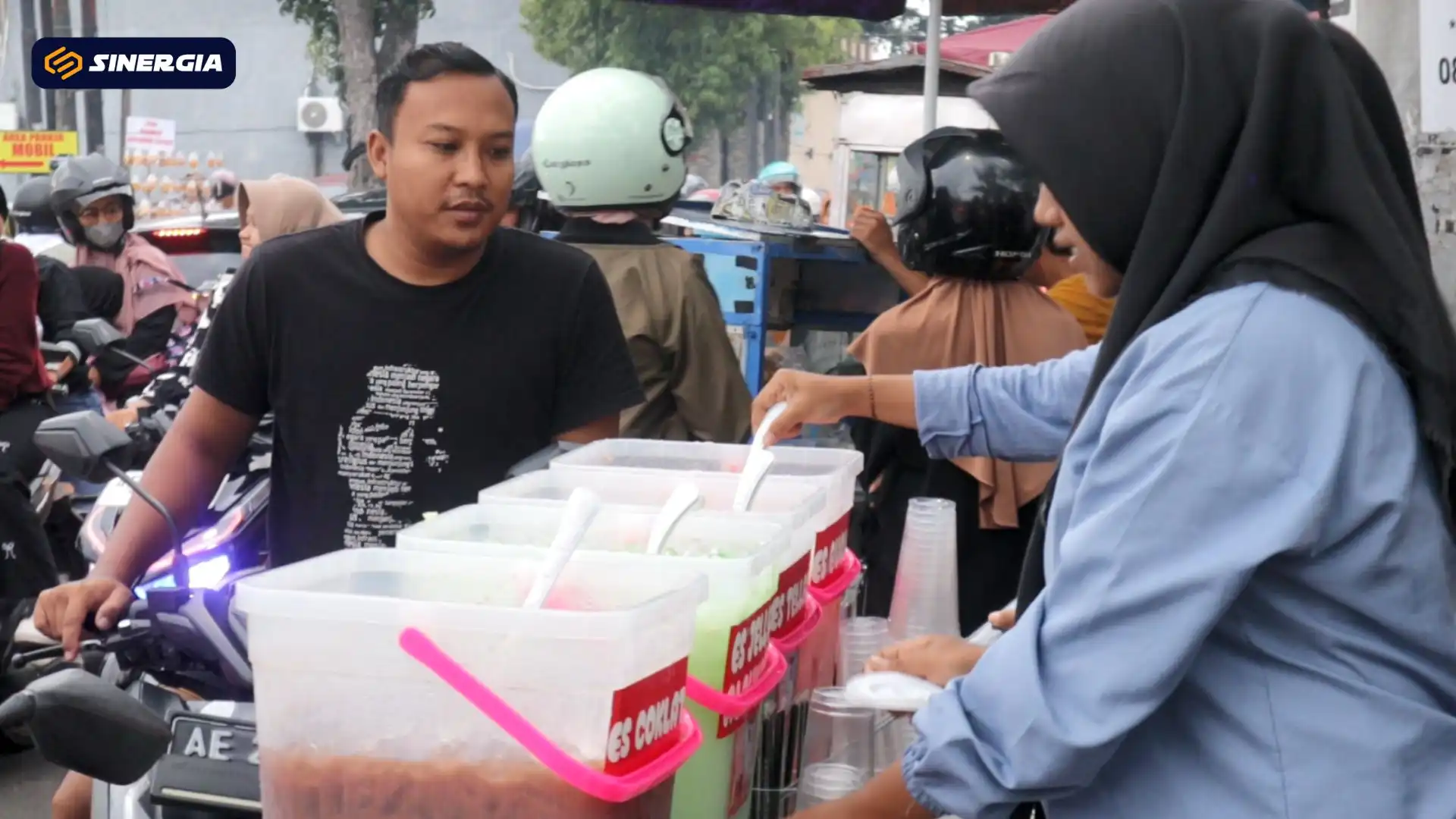 Bunderan Serayu Kota Madiun yang Jadi Surganya Kuliner dan Takjil
