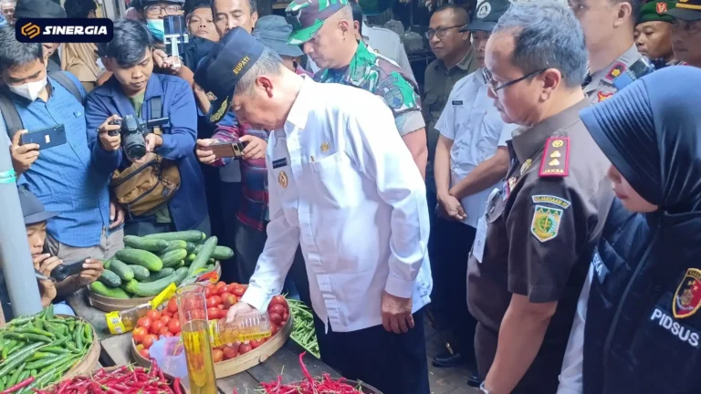 PENGECEKAN BAHAN POKOK