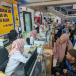 Pasca Libur Lebaran, Pemohon Adminduk di Dispendukcapil Membludak