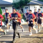 Menilik Kedekatan Kolonel Arm Untoro Bersama Prajurit di Yonif 511/DY