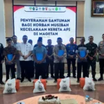 Jasa Raharja Salurkan Santunan Keluarga Korban Insiden KA Malioboro Ekspres
