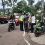 Pelajar Berboncengan Tabrak Belakang RX King, Tiga Luka-Luka dan Salah Satunya Kritis