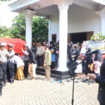 Polres Ngawi Berduka, Bripka Sidik Pramono Dimakamkan dengan Upacara Militer