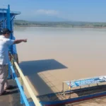 Volume Air Waduk Dawuhan Menyusut, Irigasi Pertanian Bergantung Suplai Air Waduk