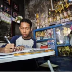 Inspiratif ! Anak Penjual Es Keliling di Ponorogo Miliki Segudang Prestasi Lomba hingga Olimpiade Sains