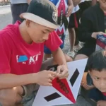 Menilik Keseruan Bermain Layang-Layang di Musim Kemarau