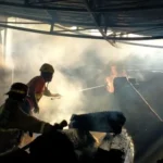 Diduga Korsleting Listrik, Si Jago Merah Lahap Gudang Kayu