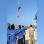 Aksi Heroik Peternak Di Ponorogo, Panjat Tiang Selamatkan Bendera Merah Putih