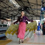 Mengintip Keseruan Fashion Batik on the Train and Station