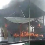 Rumah Dua Lantai di Kelurahan Magetan Terbakar, Warga Panik Selamatkan Diri