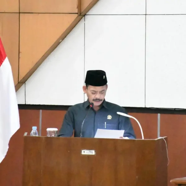 Fraksi Banteng Moncong Putih Sindir OPD Lamban Dukung Program Bupati