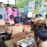 Puluhan Siswa SDN Sidorejo 01 Wungu Mulai Terima MBG