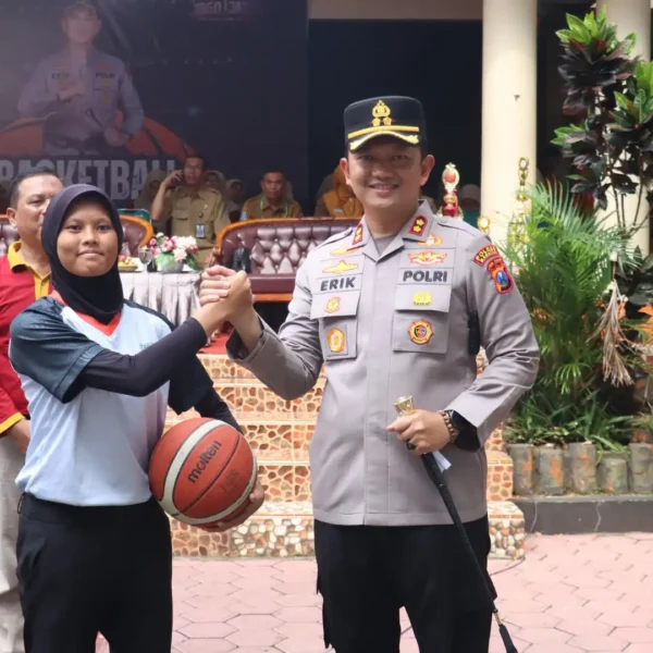 Turnamen Basket Piala Kapolres Magetan Bangun Semangat Sportivitas