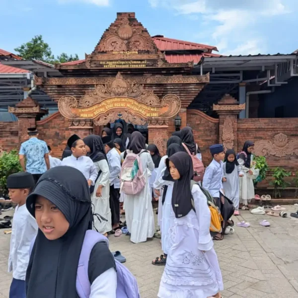 Makam Tegalsari Tak Pernah Sepi Peziarah, Jejak Peradaban Islam yang Tetap Hidup di Ponorogo