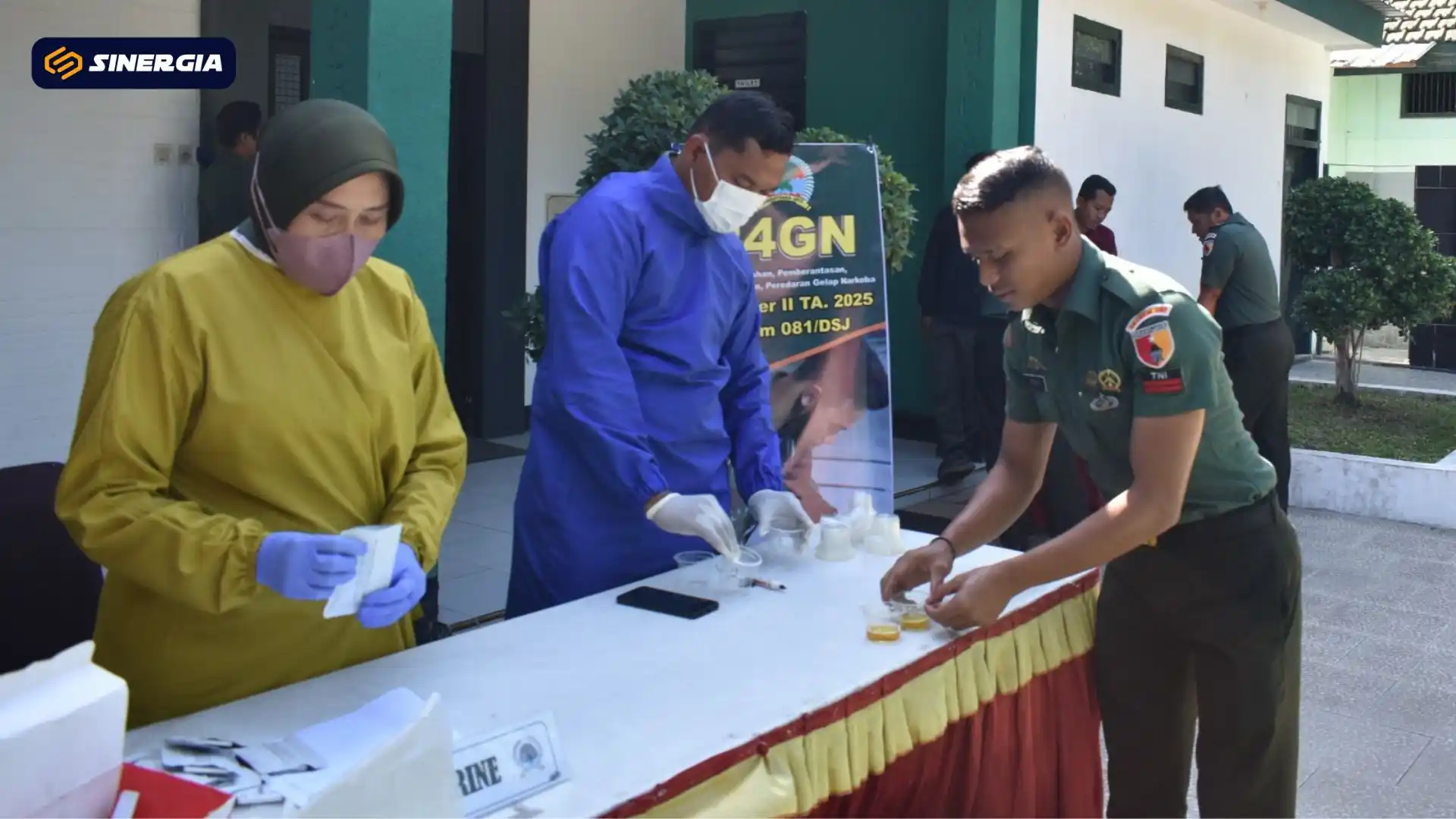 Puluhan Personel Korem 081/DSJ Jalani Tes Urine, Hasil Negatif Narkotika