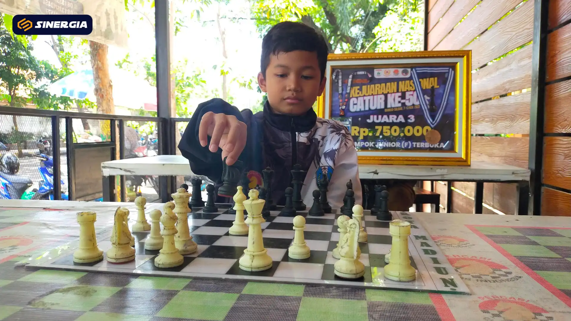 Dari Kota Pendekar ke Panggung Nasional, Hasbi Raih Juara 3 Catur Tingkat Nasional 