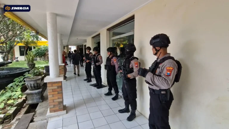 KPK GLEDAH KANTOR DINAS PUPR