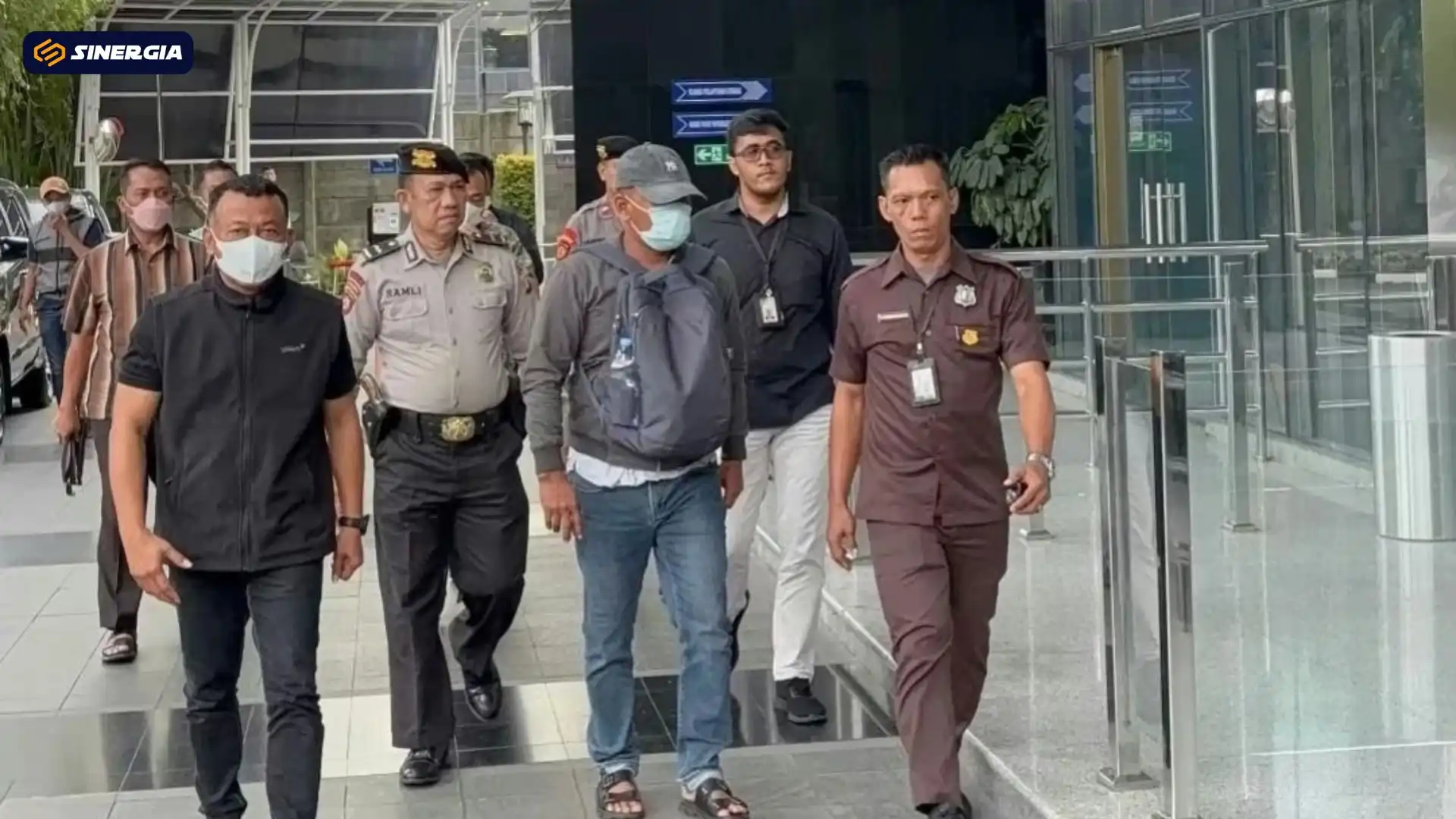 Bupati Ponorogo, Sekda Dan Dirut RSUD dr. Harjono Dibawa Ke Gedung KPK