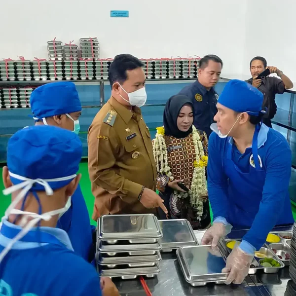 Delapan SPPG Beroperasi, Wali Kota Maidi Tekankan Kualitas Gizi dan Kesehatan Makanan