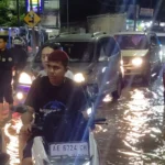 Debit Sungai Piring Naik, Air Meluap Hingga Ke Jalan Alternatif ke Caruban