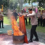 Polres Magetan Bekali Bhabinkamtibmas Pelatihan SAR Terbatas dan Penanganan Kebakaran