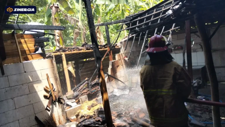 RUMAH HANGUS KEBAKAR