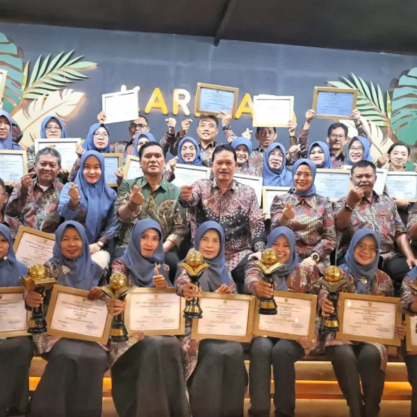 31 Sekolah di Kota Madiun Dinobatkan Sebagai Sekolah Adiwiyata Nasional dan Mandiri