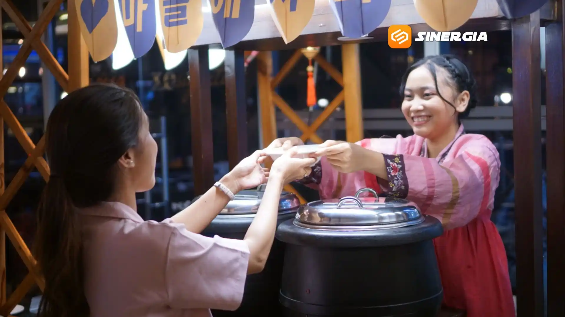 Demam Korea Makin Panas, Aston Madiun Hadirkan The K-Groove: Korean Night Party.