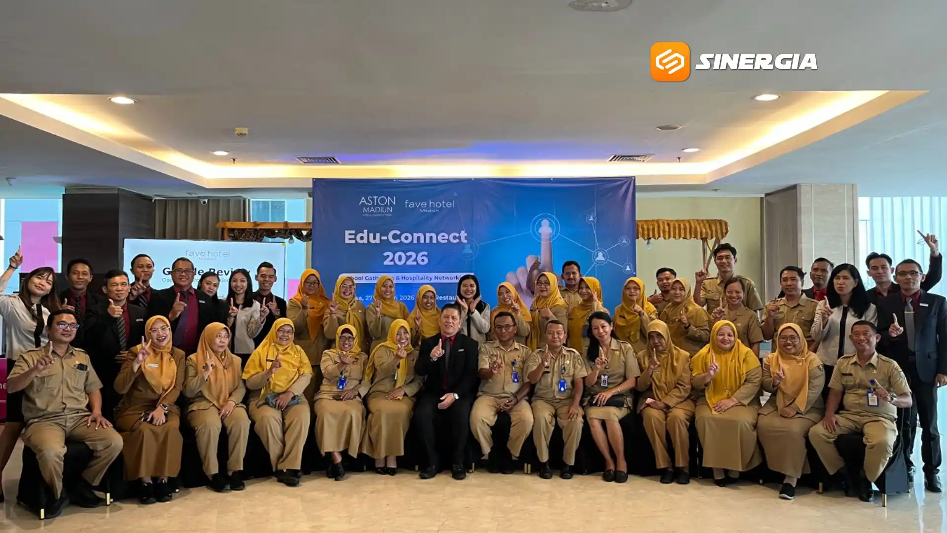 Gandeng 14 SMP Negeri se-Kota Madiun, Aston Madiun & Favehotel Gelar “Edu-Connect 2026”.