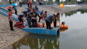 Siap Suplai Ikan MBG, DKPP Kota Madiun Tebar 7.000 Lebih Benih Ikan di Embung Pilangbango