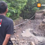 Dampak Banjir di Ngawi, Jembatan Penghubung Putus dan Rumah Warga Rusak