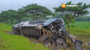 Bus Indorent Tabrak Truk Boks di Tol Ngawi, 34 Orang Luka, Satu Pramugari Tewas