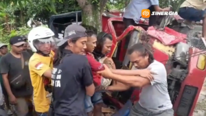 Kecelakaan Maut Dua Truk di Jalur Ngawi–Mantingan, 5 Orang Luka dan 4 Sempat Terjepit di Kabin