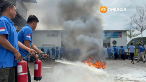Pembekalan dan Pelatihan Damkar Bagi Karyawan SPPG Simo dan SPPG Krajan 