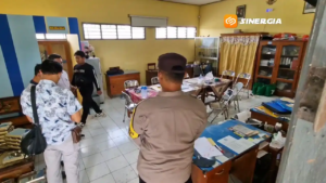 SMK Al Inabah Ponorogo Disatroni Maling,Sejumlah Barang Dirusak Dengan Katana