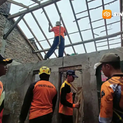 Kayu Lapuk, Atap Rumah Warga Di Kota Madiun Roboh, Ini Langkah Pemkot