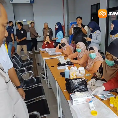 Jelang Arus Mudik 2026, Puluhan Sopir Bus AKAP di Terminal Purboyo Madiun Jalani Tes Urine
