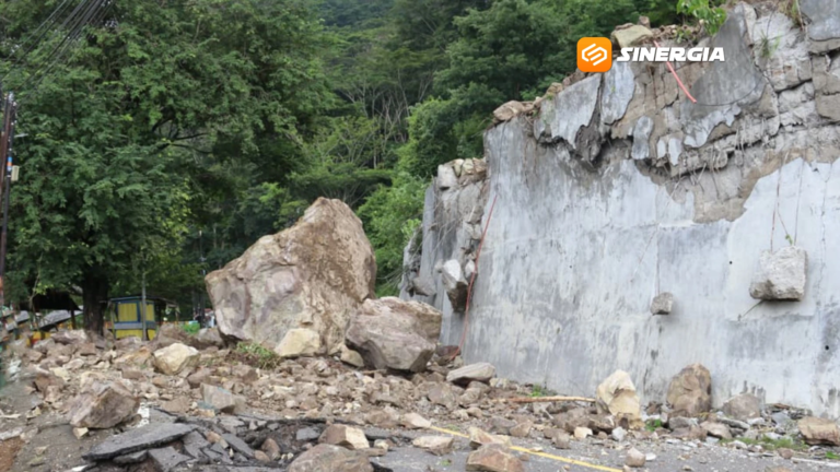 Akses Jalan Nasional Trenggalek–Ponorogo Lumpuh Akibat Longsor, Ini Langkah Penanganannya