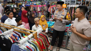 Kapolres Magetan Ajak Puluhan Anak Yatim Belanja Kebutuhan Lebaran