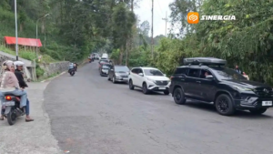 Telaga Sarangan Diserbu Wisatawan di Hari Ketiga Lebaran, Kemacetan Panjang Tak Terhindarkan