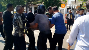 Ibu dan Balita Jadi Korban, Tabrakan 2 Motor di Ponorogo Bikin Warga Panik