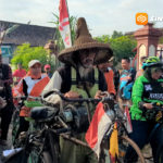 Parade Onthel Lawas di Magetan, Sepeda Unik dan Kreativitas Peserta Curi Perhatian