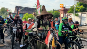 Parade Onthel Lawas di Magetan, Sepeda Unik dan Kreativitas Peserta Curi Perhatian