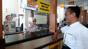 Semangat Hari Kartini, Pelayanan Samsat Magetan Tampil Berbeda namun Tetap Prima