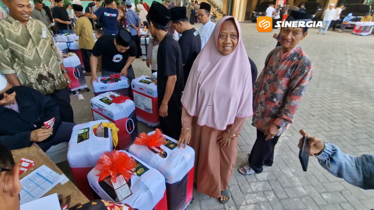 Koper Calon Jamaah Haji Ponorogo Diberi Tanda Unik, dari Boneka hingga Infus agar Tak Tertukar