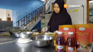 Kisah Ully Haque Ussianti, Perempuan 36 Tahun yang Sukses Kembangkan Jamu Telang dan Buka Peluang Kerja