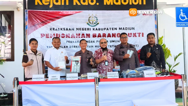 Kejari Kabupaten Madiun Musnahkan 1,1 Kg Sabu, Tegaskan Komitmen Berantas Narkoba
