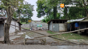 Bau Sampah dan Lalat Berterbangan Dikeluhkan Puluhan Pedagang Pasar Burung Caruban Madiun